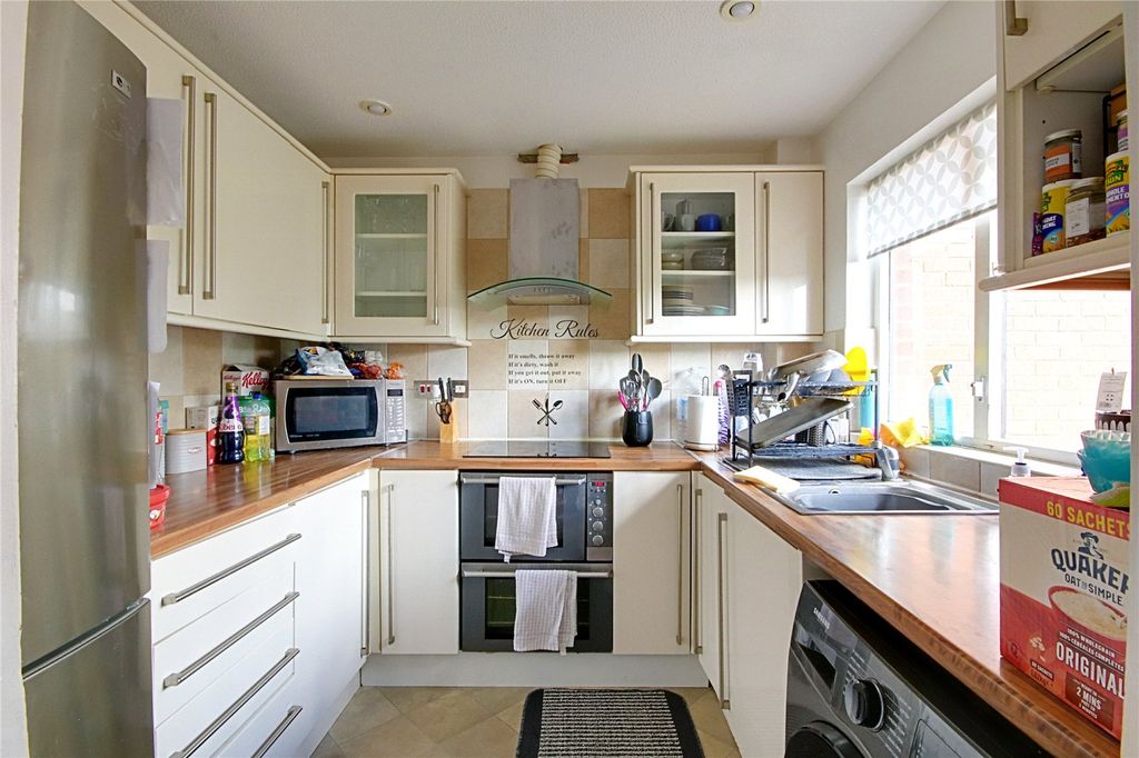 Property photo 3 of 11 Picture No. 09