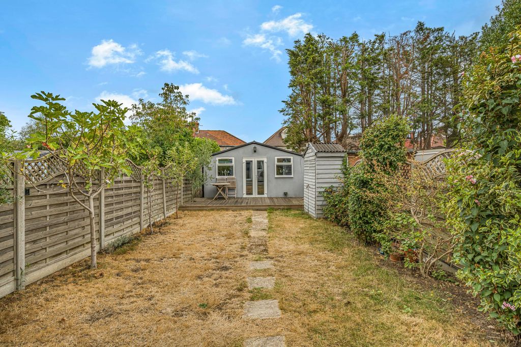 Property photo 3 of 19