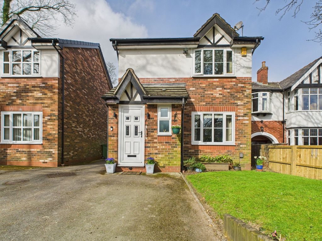 Property photo 1 of 18