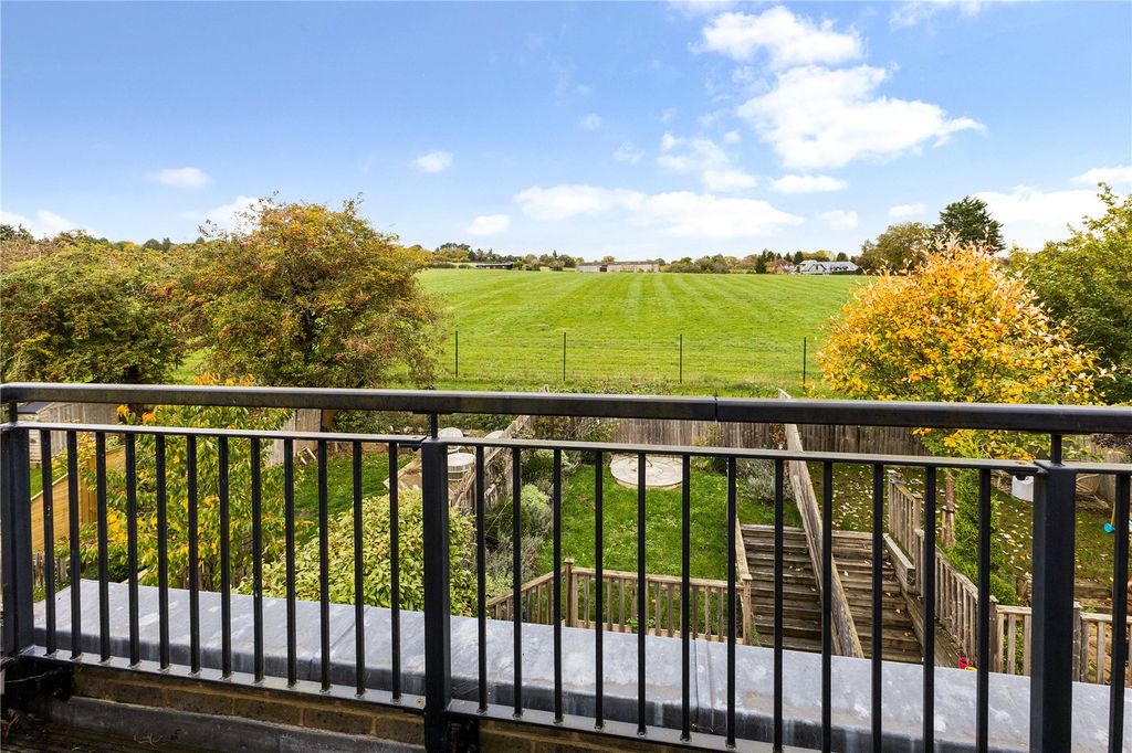 Property photo 2 of 11 View