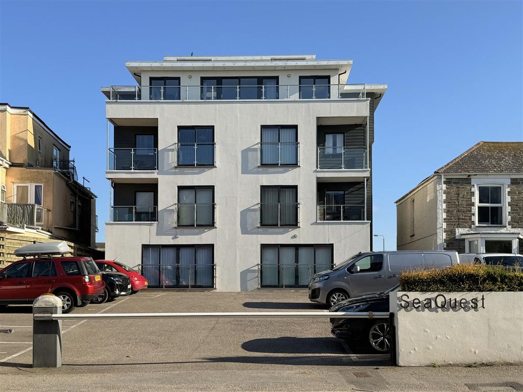 Property photo 1 of 31