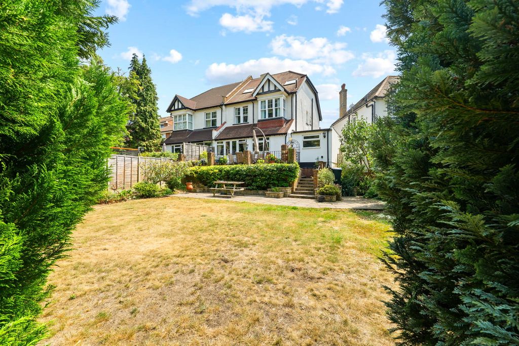 Property photo 1 of 26