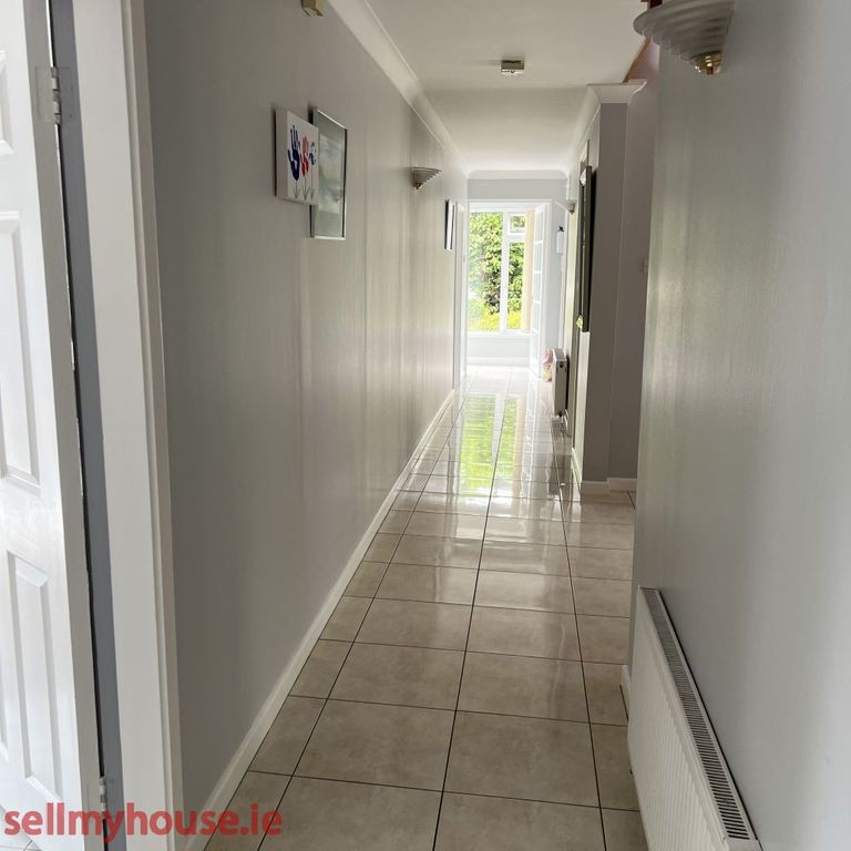 Property photo 2 of 3