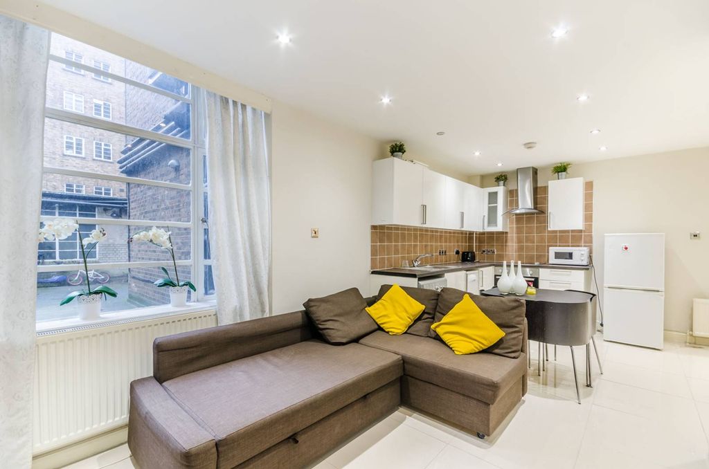 Property photo 3 of 6