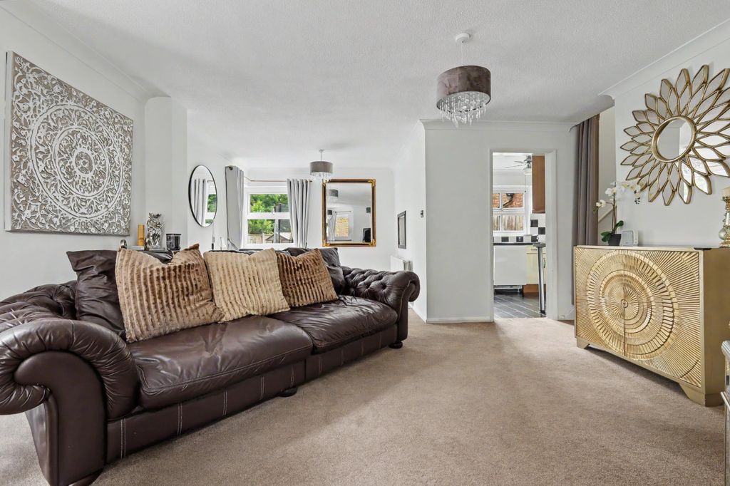 Property photo 3 of 24 5186487