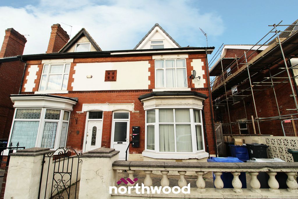 Property photo 1 of 24