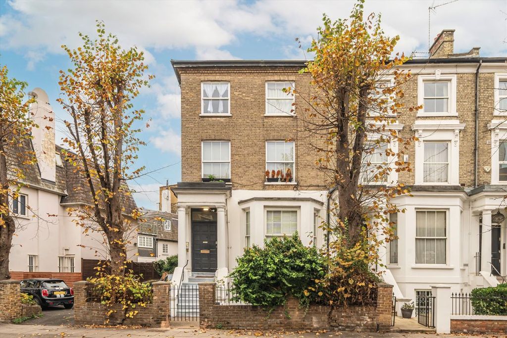 Property photo 1 of 3