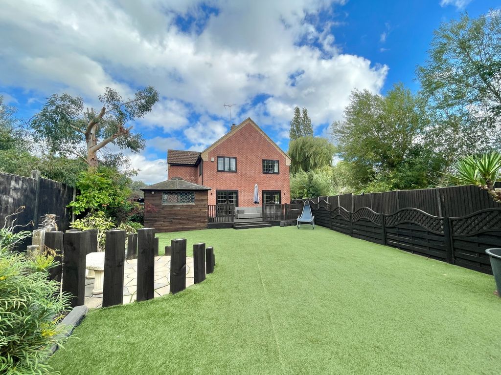 Property photo 2 of 36