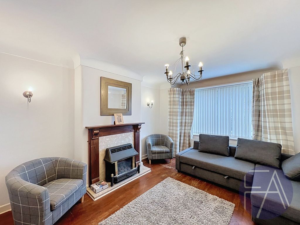 Property photo 2 of 13 4907032