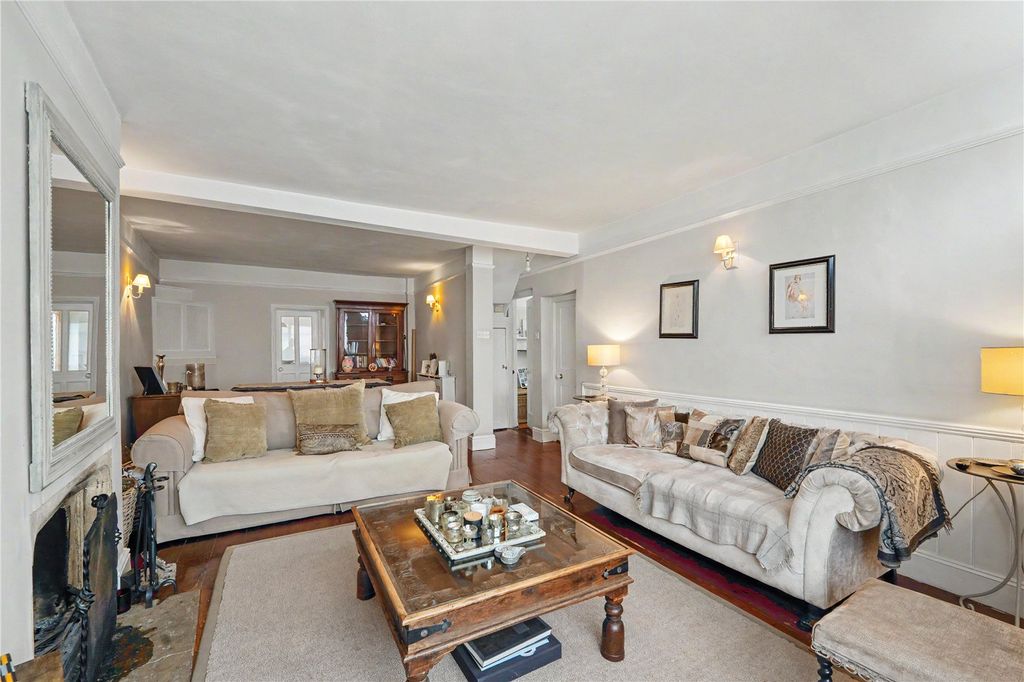 Property photo 3 of 23 Picture No. 04