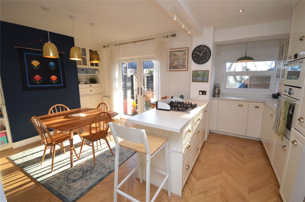 Property photo 3 of 15 Picture 3