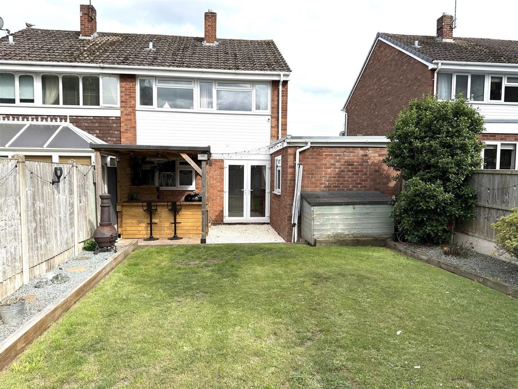 Property photo 2 of 20 8 Fox Rear Garden.Jpeg