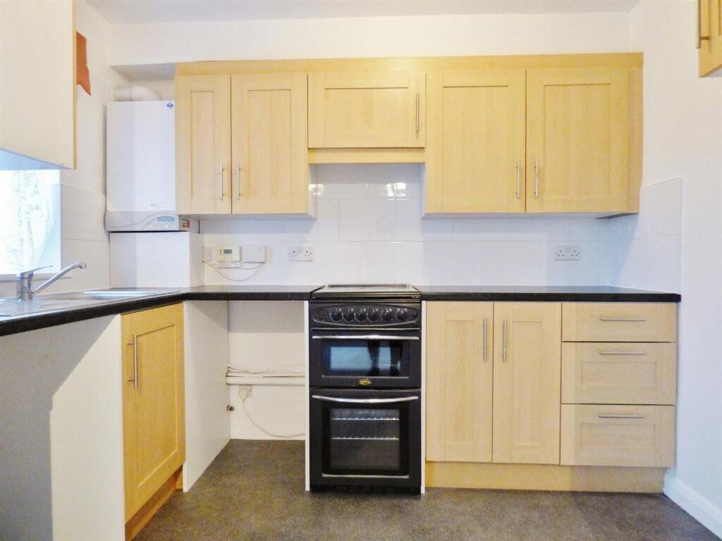 Property photo 3 of 6 Picture No. 05