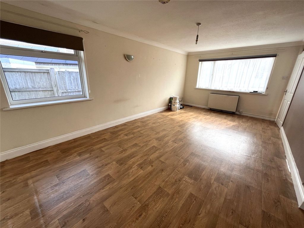 Property photo 3 of 12 Picture No. 03