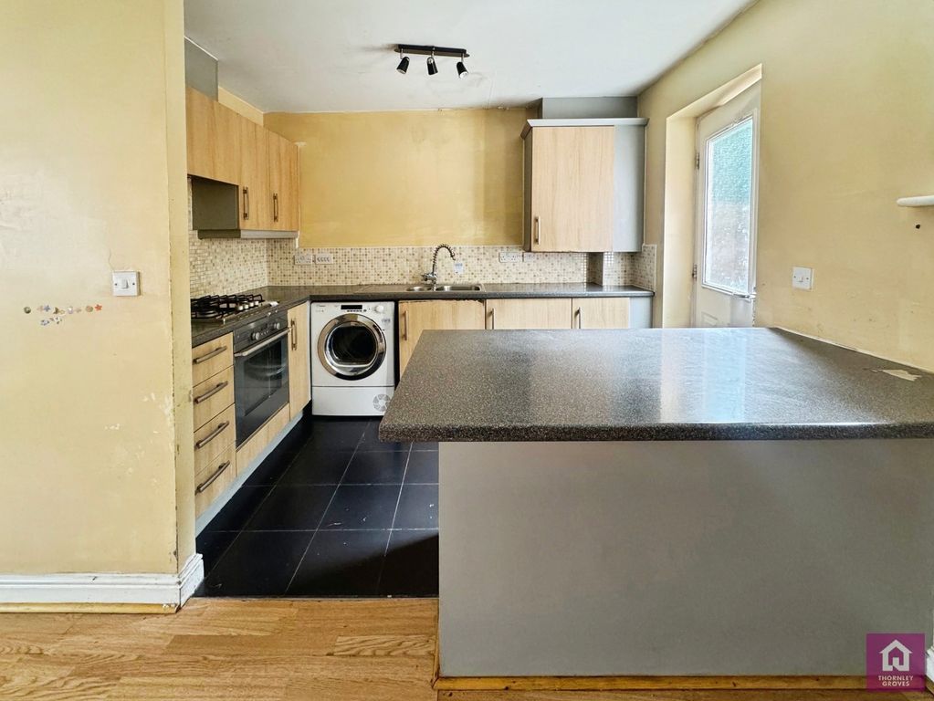 Property photo 3 of 14 Picture No. 12