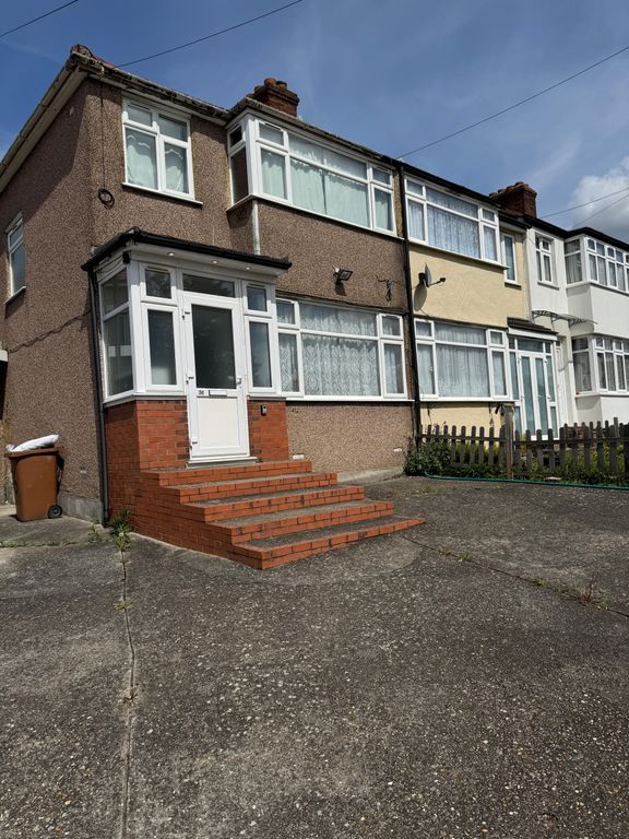 Property photo 1 of 18 Front