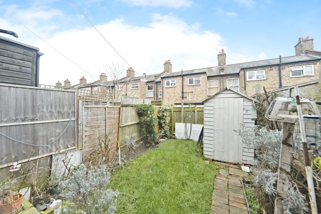 Property photo 2 of 15