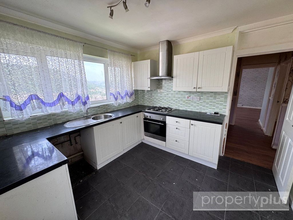 Property photo 2 of 11 Picture No. 06