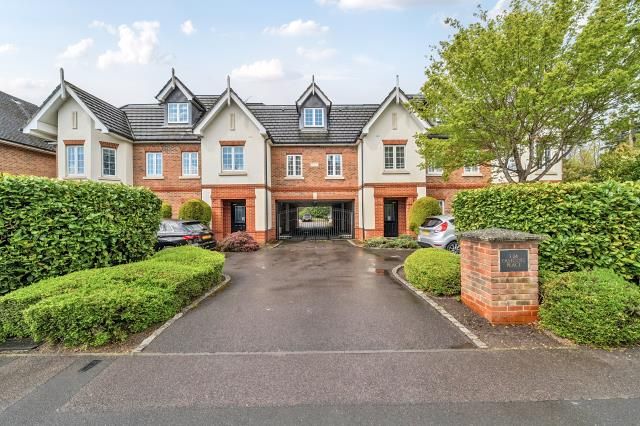Property photo 1 of 12 External View