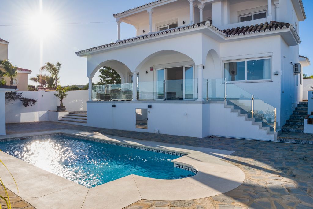 Property photo 1 of 31