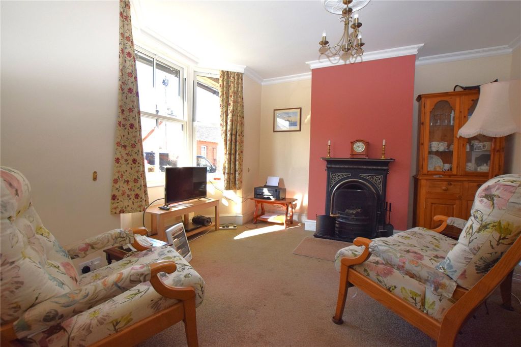 Property photo 2 of 15 Picture No. 24