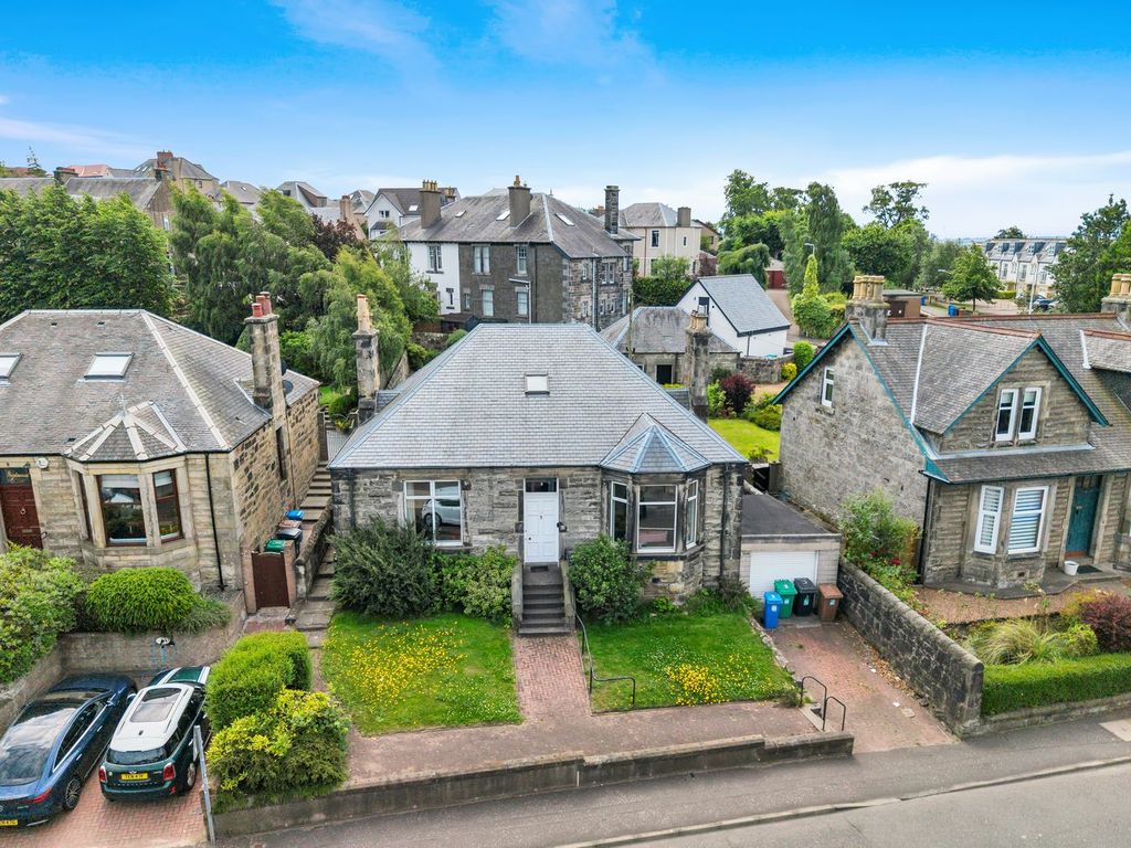 Property photo 1 of 35
