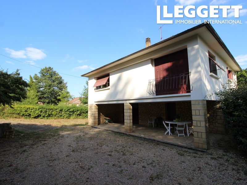Property photo 2 of 10