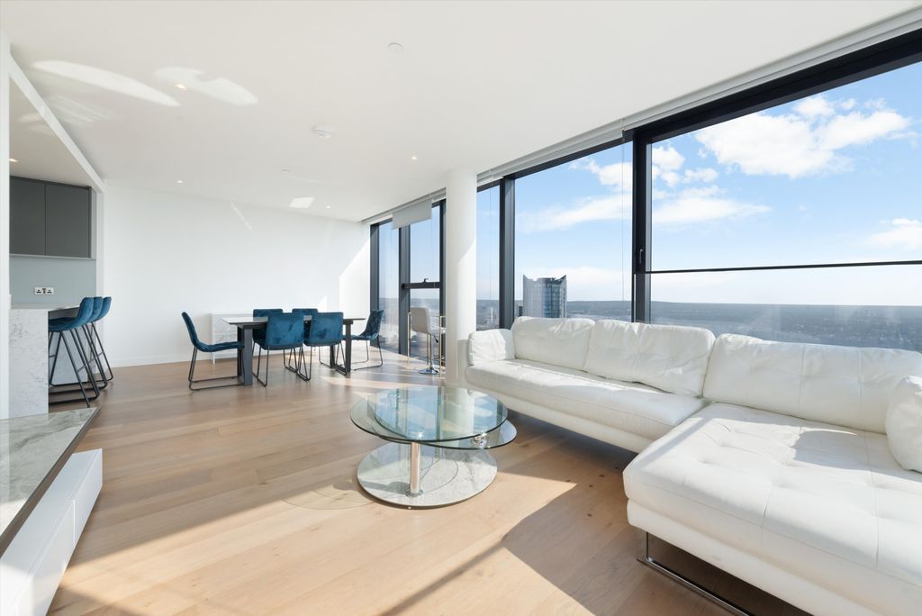 Property photo 1 of 19 Image