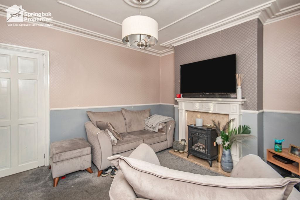 Property photo 3 of 13 Image 3