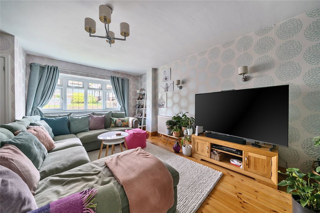 Property photo 2 of 18 Picture No. 47