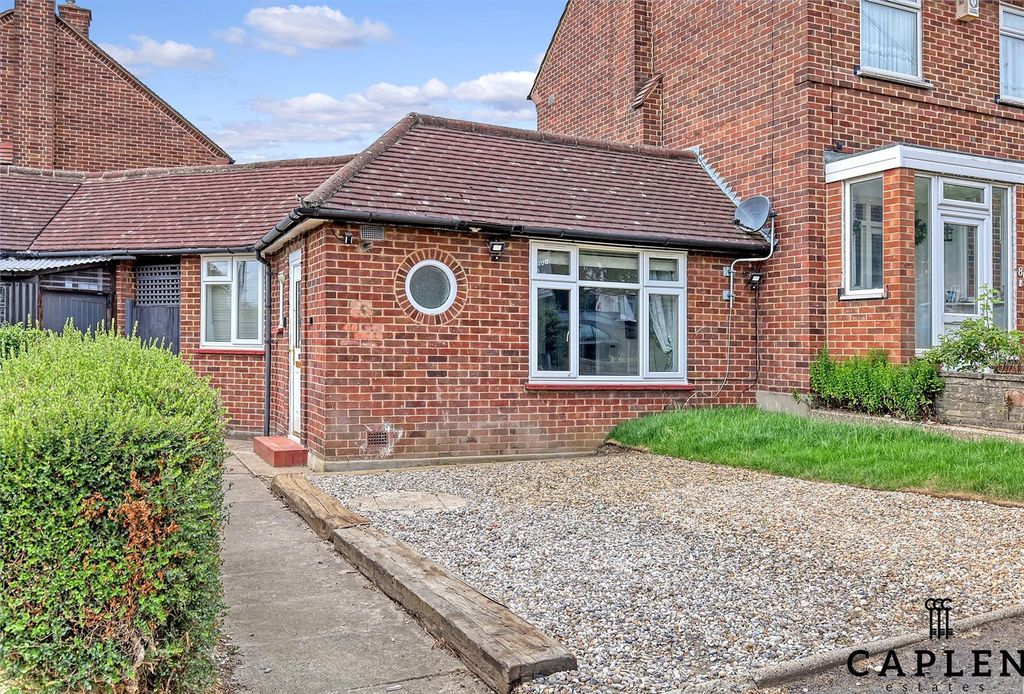 Property photo 1 of 5