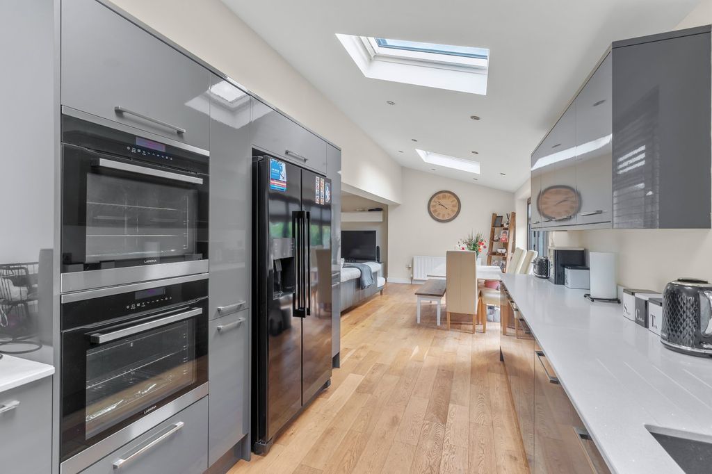 Property photo 2 of 20 Picture 2