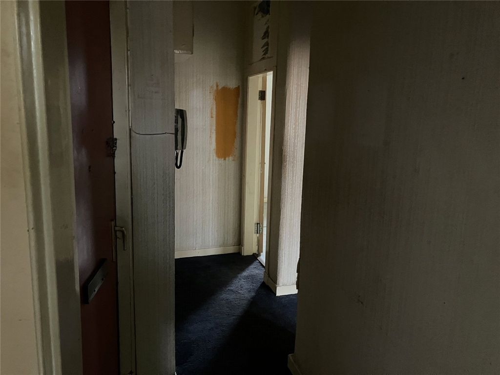 Property photo 2 of 8 Picture No. 03