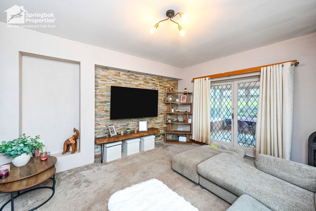 Property photo 3 of 24 Image 2