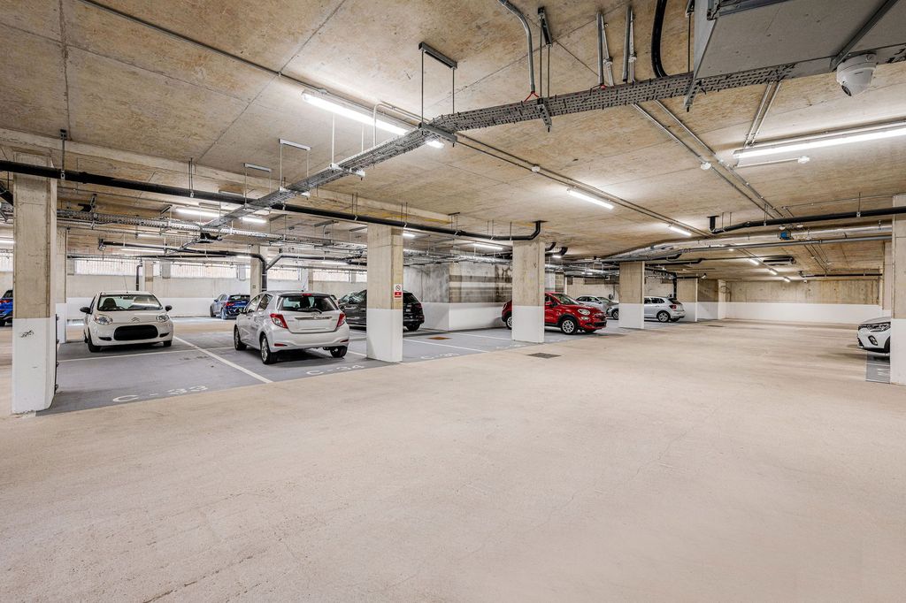 Additional image 12 of 2 bed flat for sale2 Eden Place, Oxted RH8