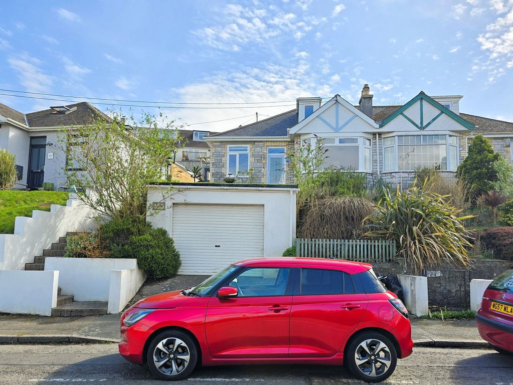 Property photo 1 of 28