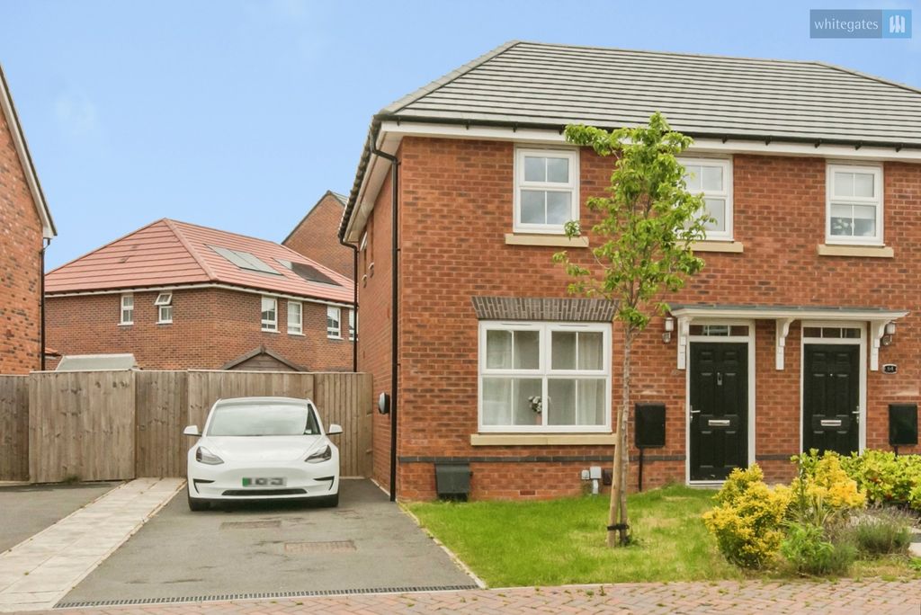 Property photo 1 of 17 Pbox-Img.Jpg
