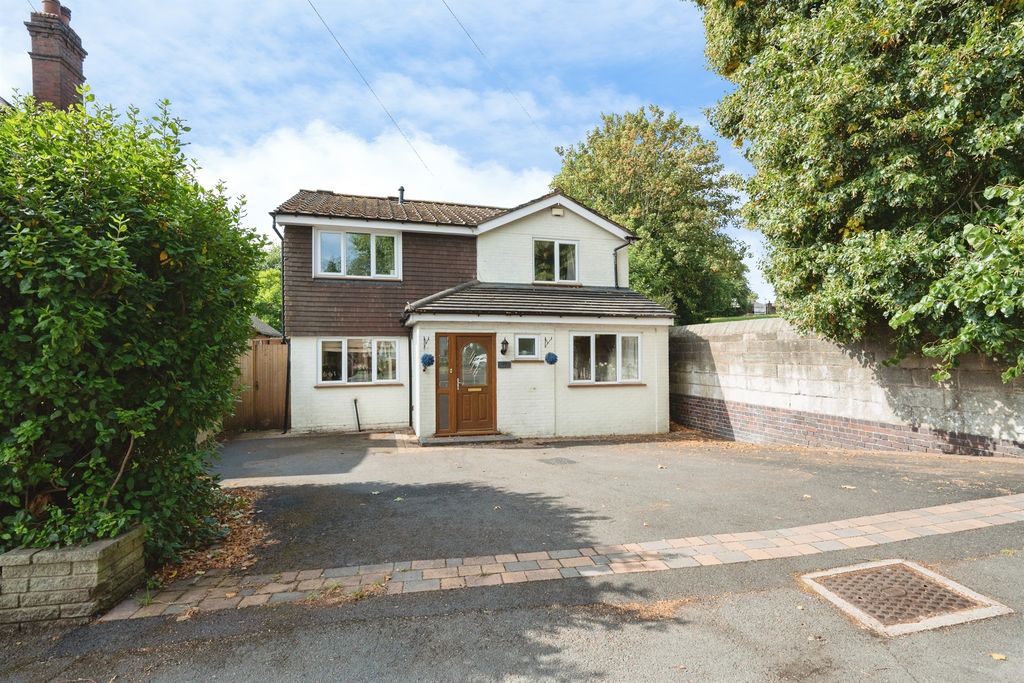 Property photo 1 of 21