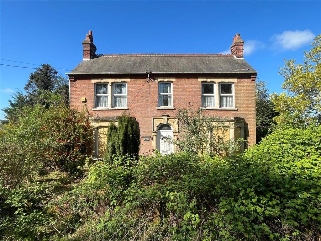 Property photo 1 of 4