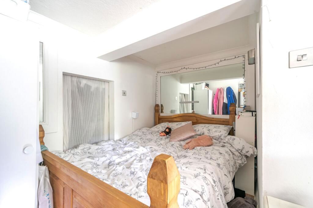 Studio for saleTower Road, Hindhead GU26 photo 4