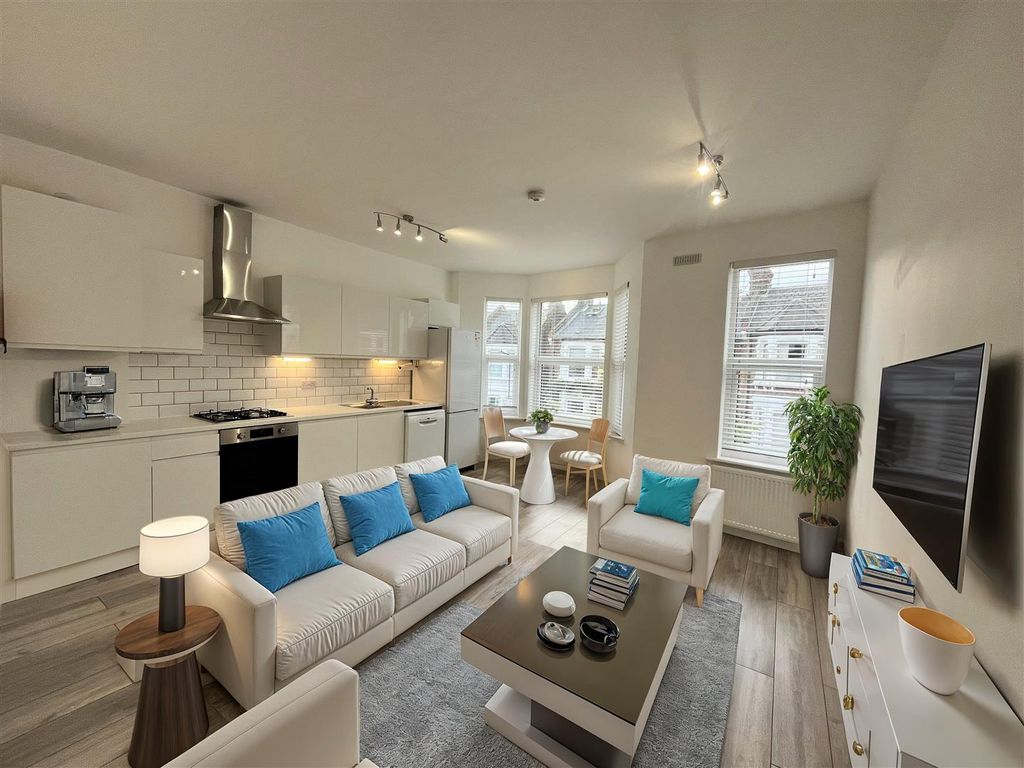 Property photo 1 of 6 Virtual Staging Ai - .Jpg