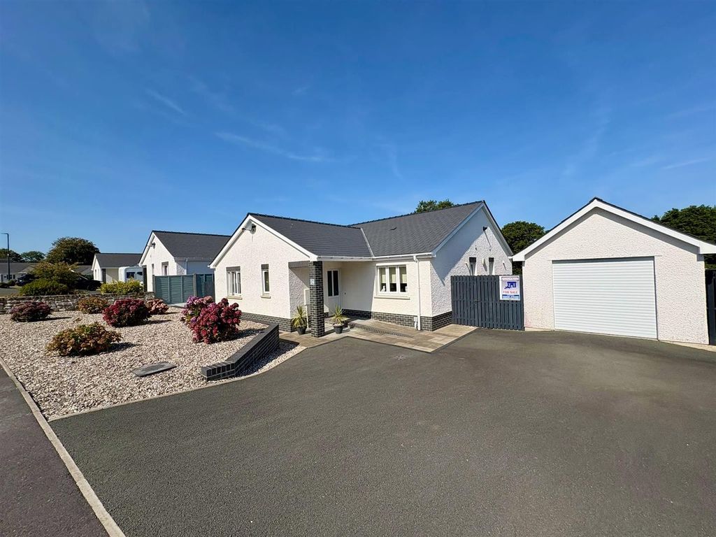 Property photo 1 of 27 8A03c6F4-Ef40-482F-9947-Bb02Deeb0bae.Jpg