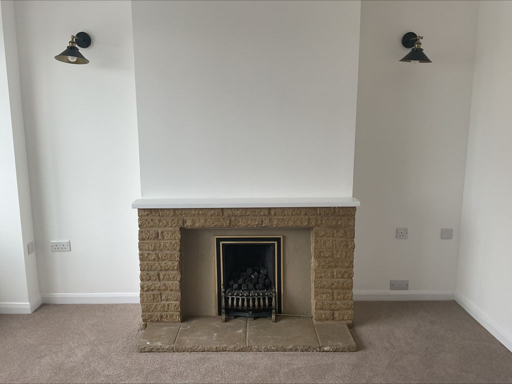 Property photo 3 of 21