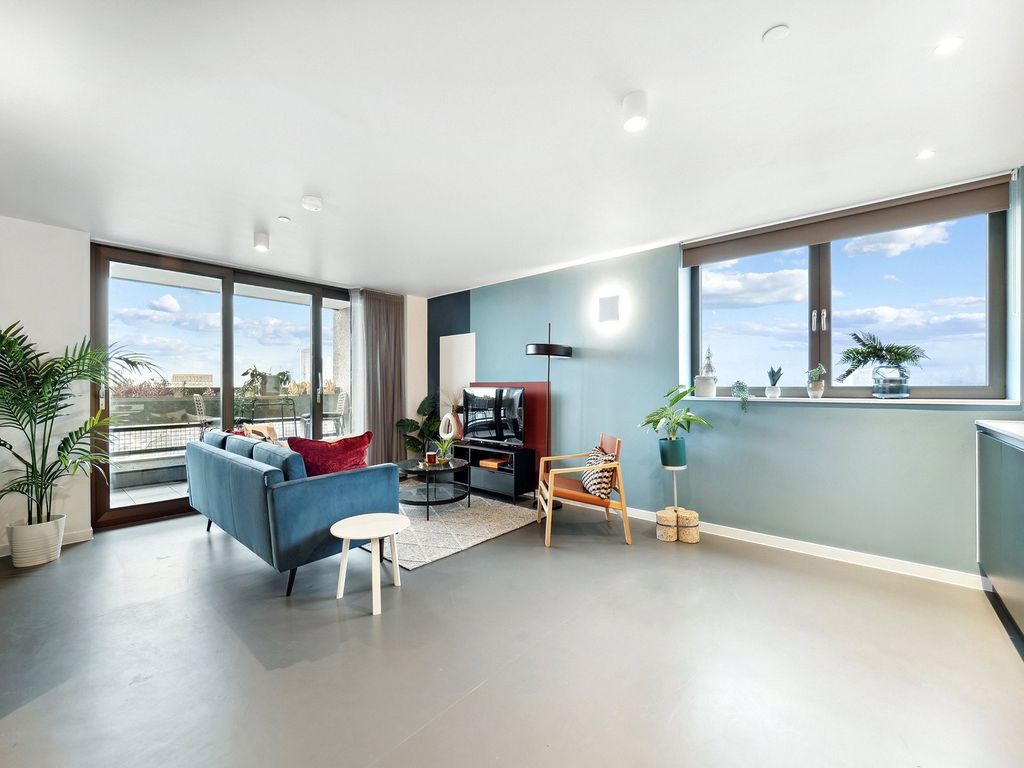 Property photo 2 of 17 Picture No. 03