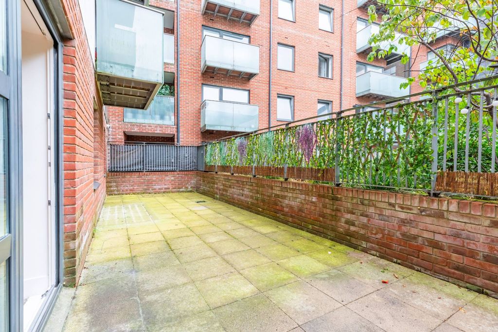 Property photo 3 of 10