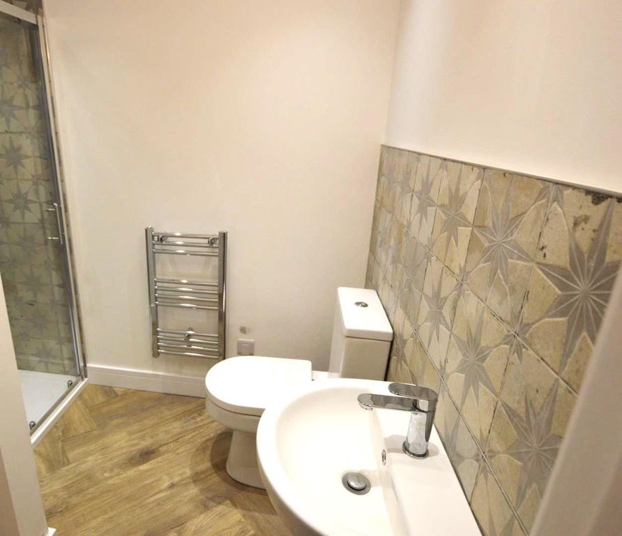 Property photo 3 of 5 Bathroom
