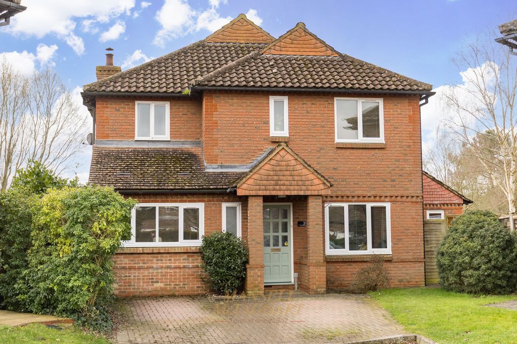 Property photo 1 of 37