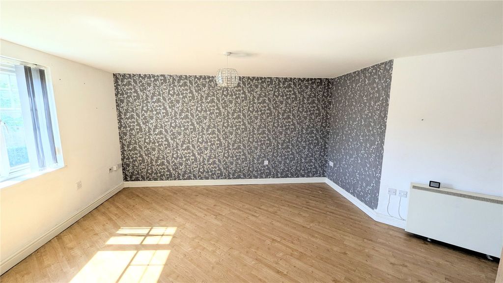 Property photo 3 of 8 Picture No. 03