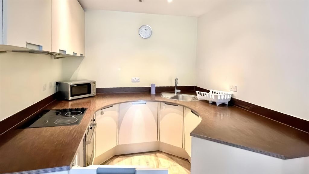Property photo 3 of 7 d5Eb016F1E167A7Ca8240Ed5E69F6Bf2.Jpg
