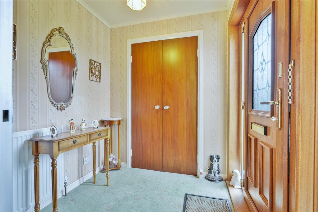 Property photo 3 of 28 3.Jpg